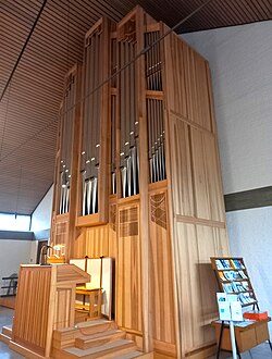 München-Laim, Namen Jesu, Lobback-Orgel, Prospekt (9).jpg