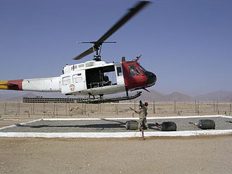 US Army Soldiers from 1/125 Infantry, Task Force Sinai, slingloading supplies 2004 MFOSlingloading.JPG