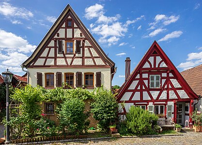 Timber-framed houses in Marbach am Neckar, Mittlere Holdergasse no. 42/44 Photograph: Aristeas