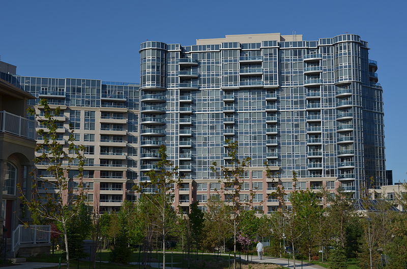 File:MarkhamCondos.JPG