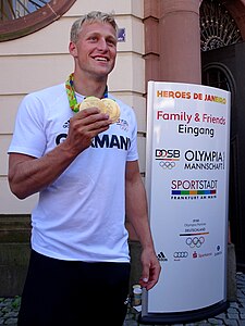 Max Rendschmidt Kanute Olympia-Rio-Brasilien Doppel-Goldgewinner.jpg