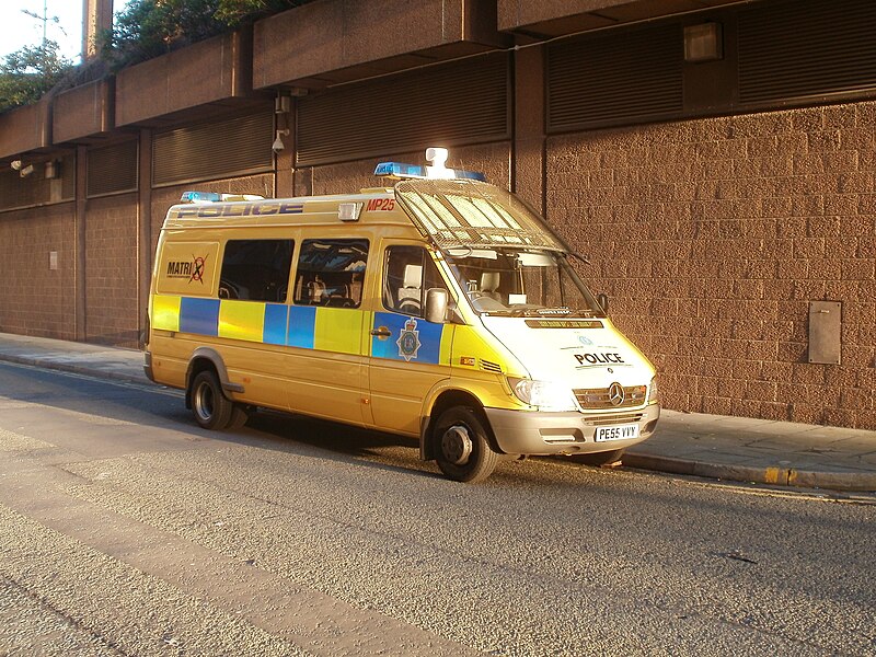 File:Merseyside Police Matrix Van, Liverpool 23 November, 2012.jpg