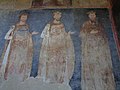 Три српска владара из династије Немањића, на северном зиду наоса. Десно је приказан Стефан Првовенчани,а у средини његови син Стефан Радослав. Лево је Стефан Владислав ктитор манастира