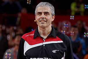 Jean-Philippe Gatien, joueur de tennis de table français, vice-champion olympique aux jeux olympiques de Barcelone en 1992 et champion du monde en simple messieurs en 1993. (définition réelle 3 813 × 2 542)