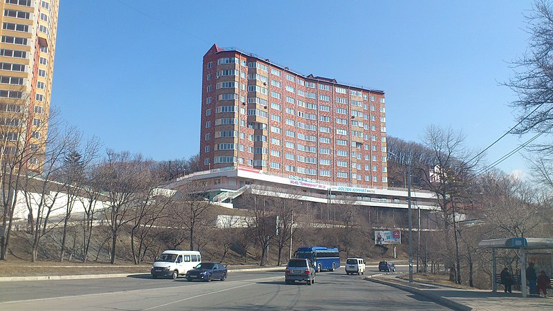 File:Multistorey apartments - panoramio.jpg