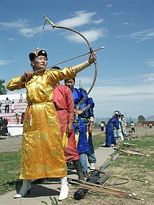Naadam women archery.jpg
