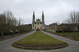 L'église basilique de Montligeon