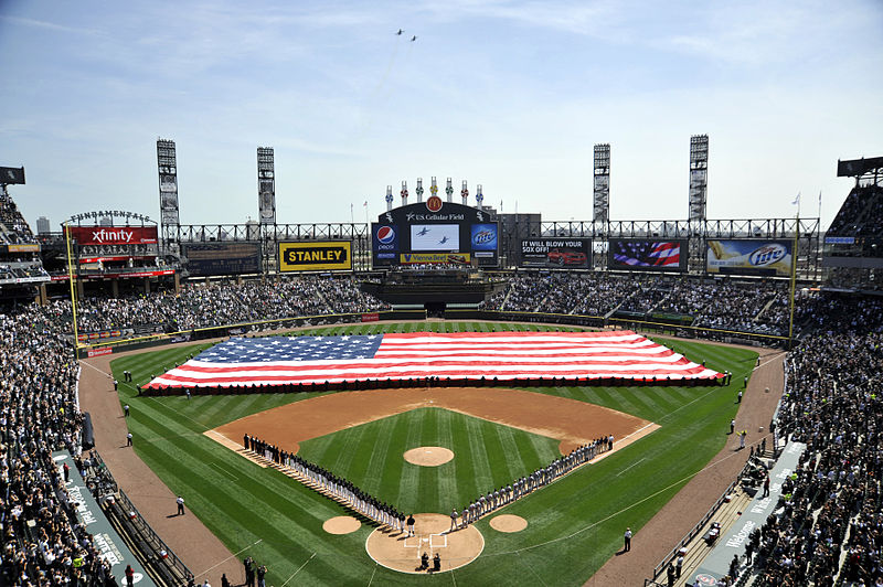 File:Opening day in Chicago DVIDS266529.jpg