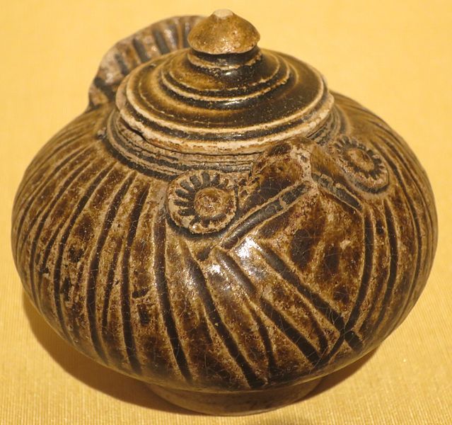 File:Owl-shaped lime pot from Cambodia, Honolulu Museum of Art 6717.1.JPG