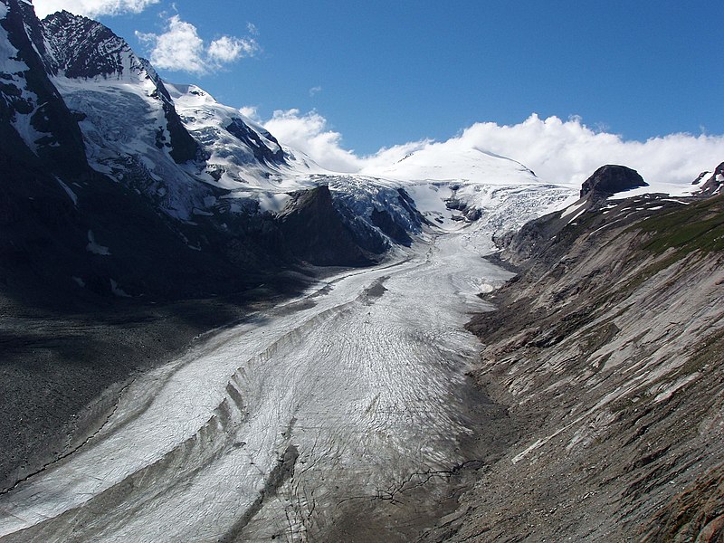 File:Pasterze im Sommer 2005.jpg