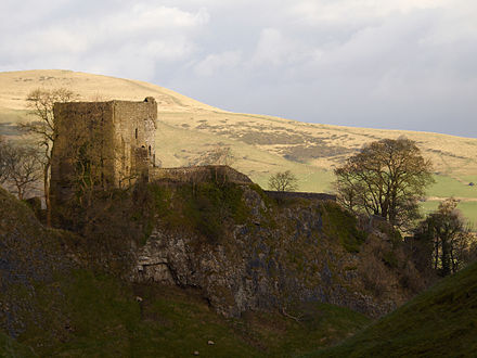 Peveril Castle from Cave Dale