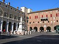 Ferrara Savonarola Meydanı