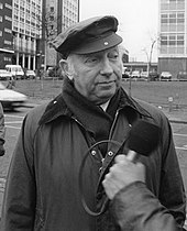 Arthur Scargill, member from 1980 to 1983 Pit Closure Rally (6008227201).jpg