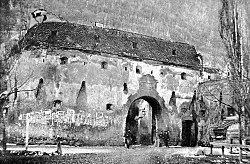 A kapu 1873-ban