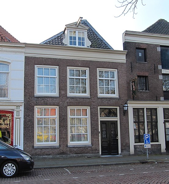 File:RM38584 Weesp - Nieuwstad 56.jpg