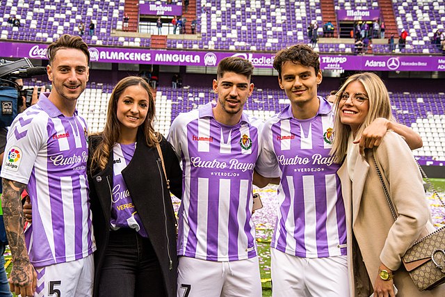 File:Real Valladolid-Valencia CF, 2019-05-18 (135).jpg - Wikimedia Commons