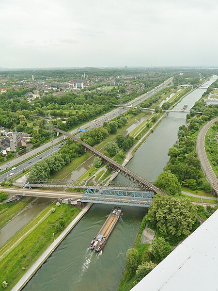 File:Rhein.Herne.Canal1.JPG