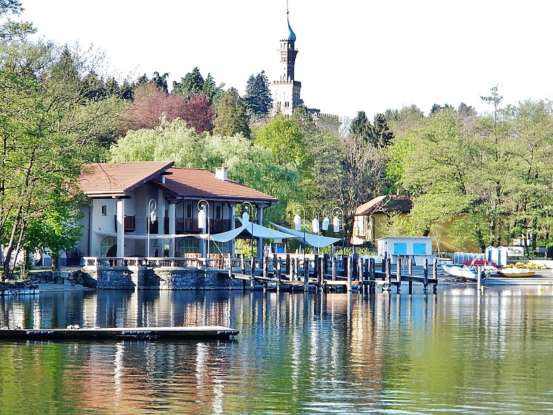 File:Ristorante Bar Bocciolo - panoramio.jpg