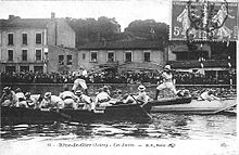 Games on the canal basin at Rive-de-Gier, turn of the 20th century