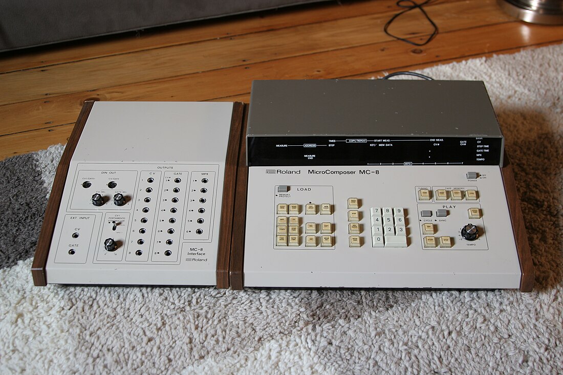 Roland MC-8 Microcomposer