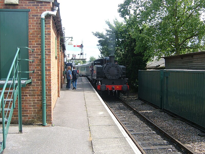 File:Rolvenden - 2008 - geograph.org.uk - 3466712.jpg