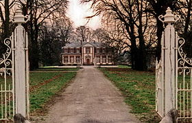 Château de Royon makalesinin açıklayıcı görüntüsü