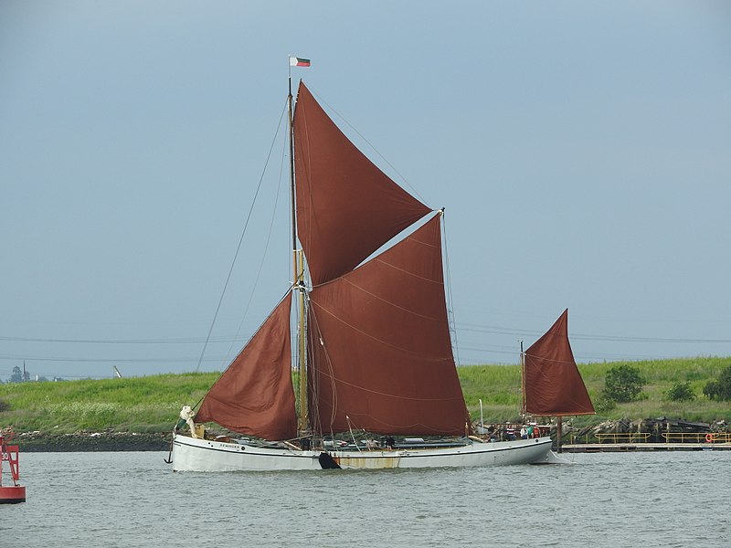 File:SB Reminder from Gillingham Pier 4544.JPG