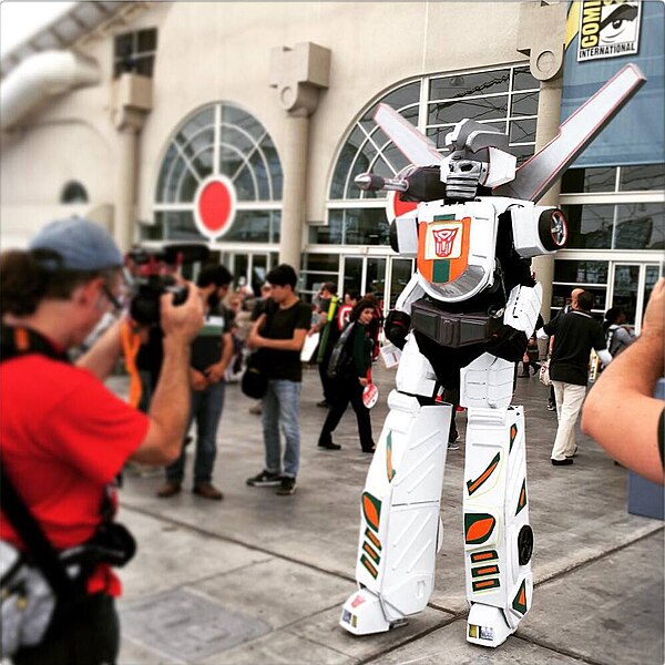 File:San Diego Comic Con 2015 - Wheeljack (Transformers) cosplay.jpg