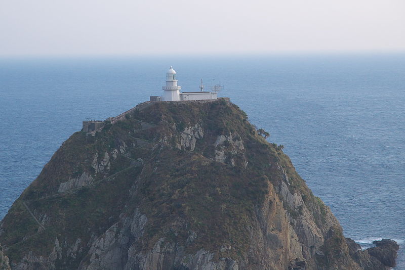 File:Sata-misaki lighthouse 佐多岬灯台 (299831247).jpg