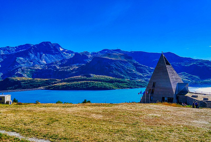 File:Savoie Col du Mont-Cenis Hauteur de Passe Lac du Mont-Cenis 20.jpg