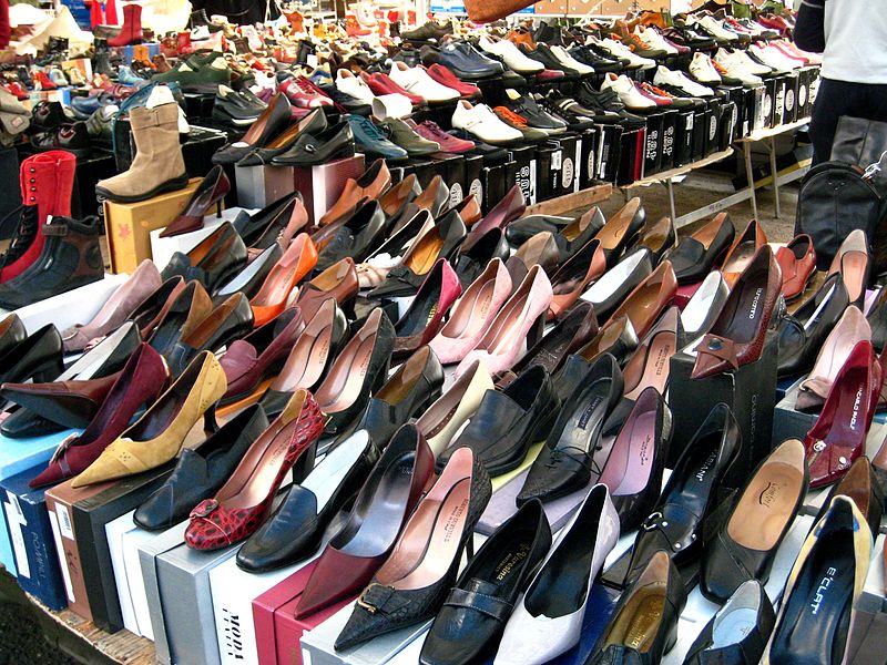 File:Shoes (356315375).jpg