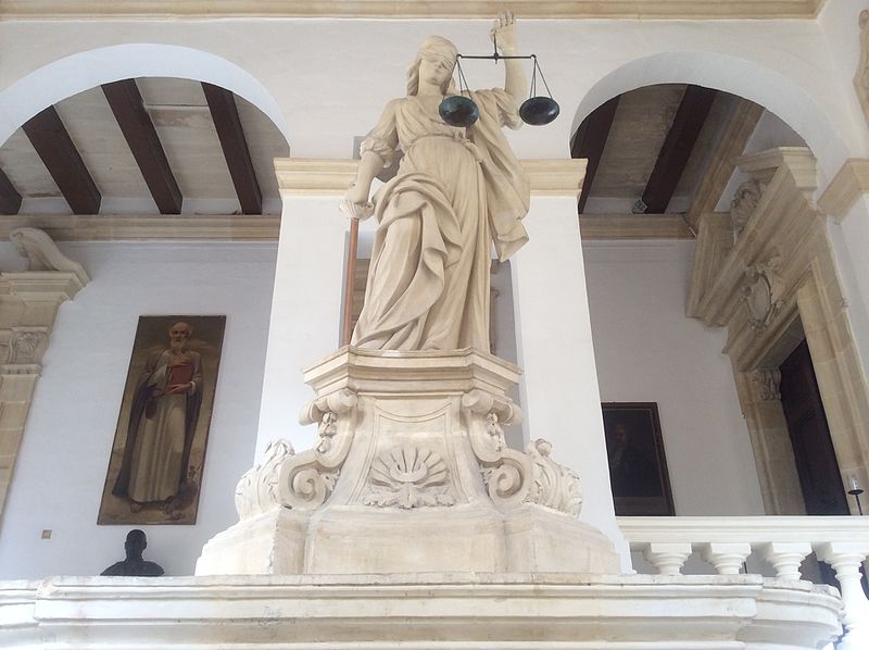 File:Statue of Justice Castellania, Malta.jpeg