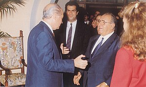 Stelios Haji-Ioannou visiting the Cyprus Maritime Center in 1989 Stelios MaritimeCyprus1989.jpg