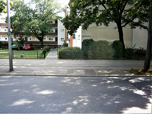 Straßenbrunnen NIX Staaken BrunsbüttlerDamm 251 (2)