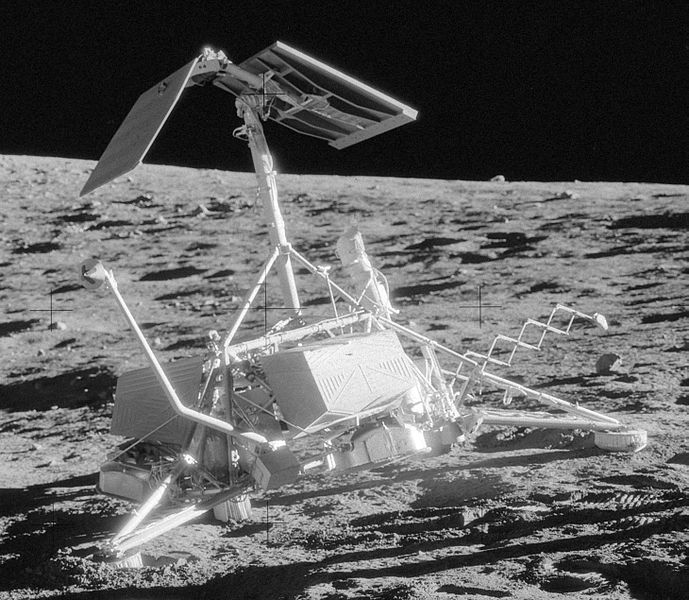 File:Surveyor 3 on Moon.jpg