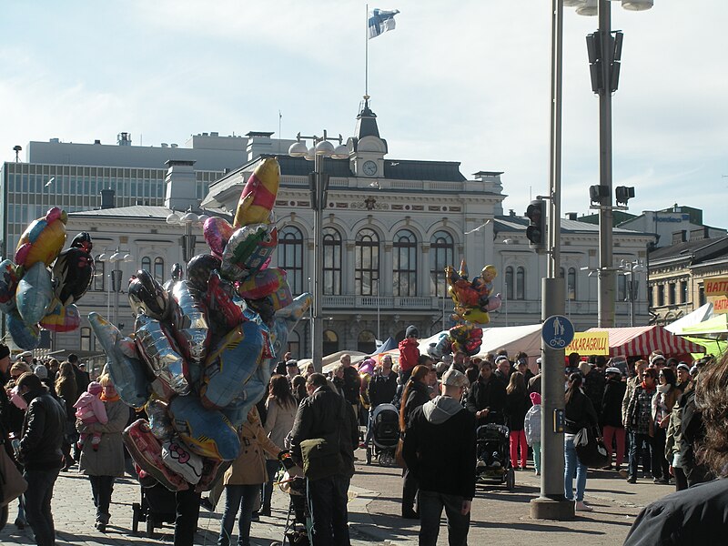 File:TampereMayDay2013.jpg