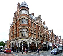 The Queens The Queens, Broadway Parade, Crouch End.jpg