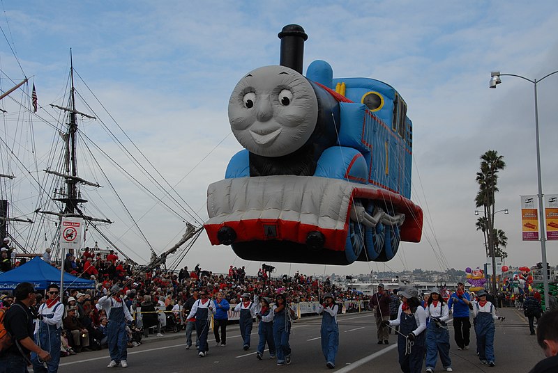 File:Thomas the tank engine, 2009 Big Bay Balloon Parade.jpg