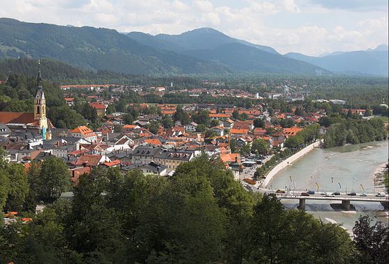 Bad germany. БАД Тельц Бавария. БАД-тёльц Германия. БАД Тельц город. Курорт БАД-Тольц.