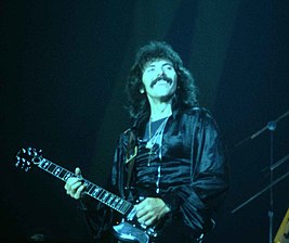 Tony Iommi at the New Haven Coliseum.jpg