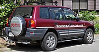 Pre-facelift Toyota RAV4 5-door