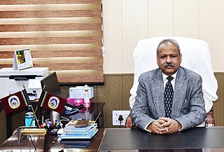 <span class="mw-page-title-main">Akbar Masood</span> Vice Chancellor