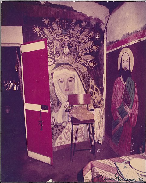 Fichier:VOODOO PERISTILE Croix des Mission, Haiti 1980.jpg