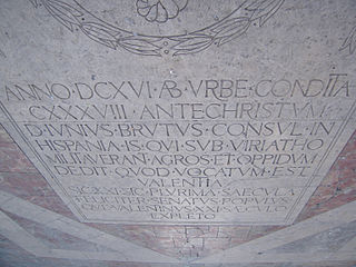 Inscripció a la plaça de la Mare de Déu sobre la funació romana de Valentia
