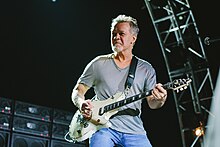 Van Halen performing in 2015 Van Halen-8597 (20643101375).jpg