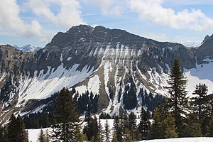 Vanil des Artses seen from Le Molard (13957582985).jpg