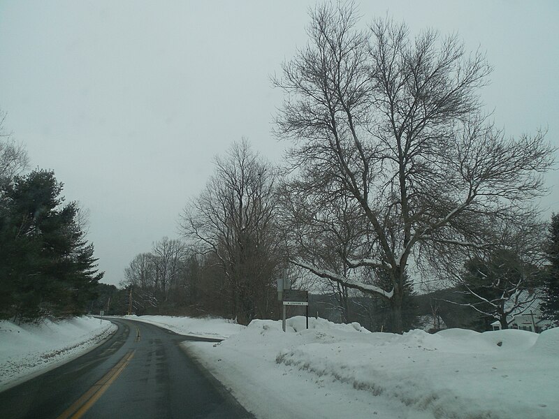 File:Vermont State Route 132 - 17243474395.jpg