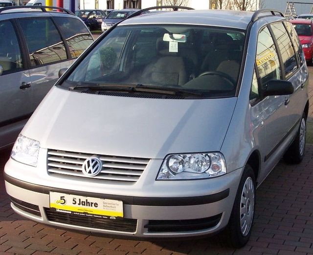 Volkswagen Sharan - Wikipedia