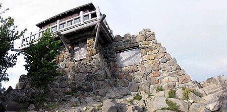 Massive masonry walls on Watchman Lookout Watchman Peak fire lookout-20060822.jpg