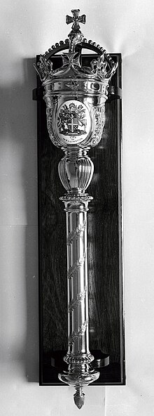 The ceremonial mace of Wellington City Council, gifted to the city by Harrogate in 1954 Wellington mace.jpg